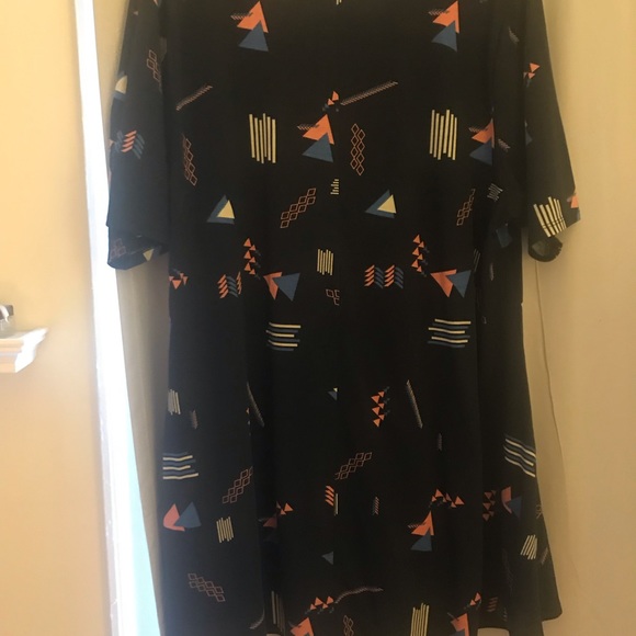 Retro 90s Print Lularoe Top - Picture 3 of 3
